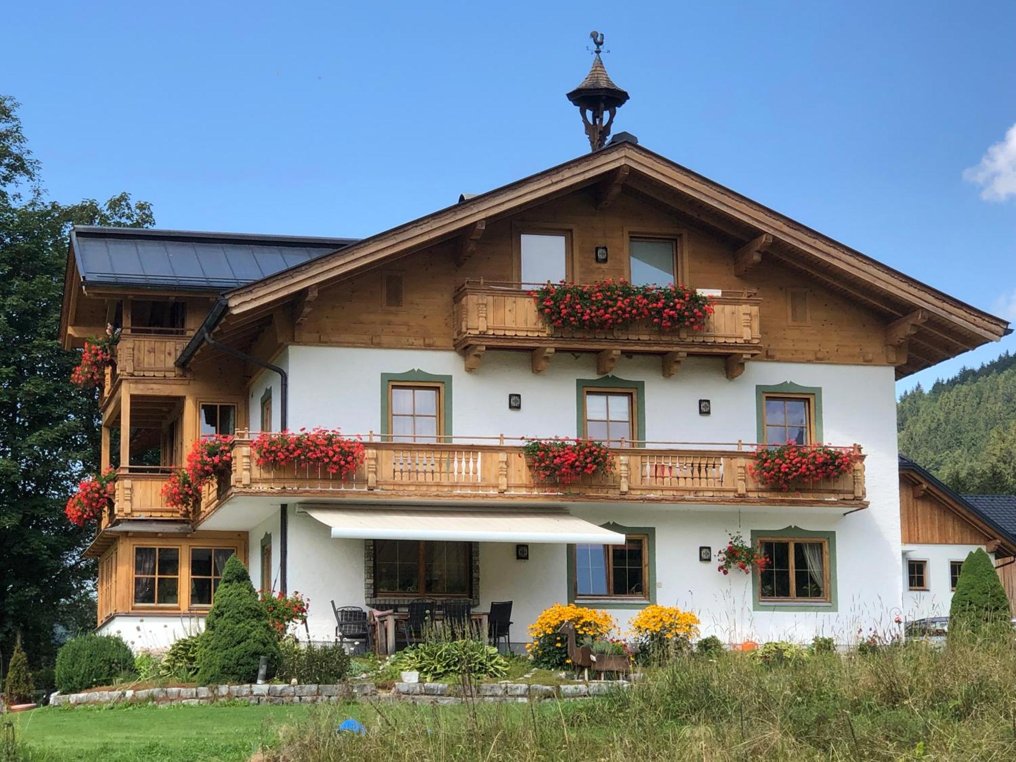 Haus Hirschpoint Hotel Faistenau Exterior photo