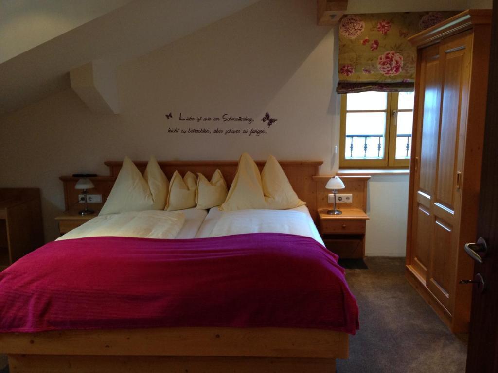 Haus Hirschpoint Hotel Faistenau Room photo